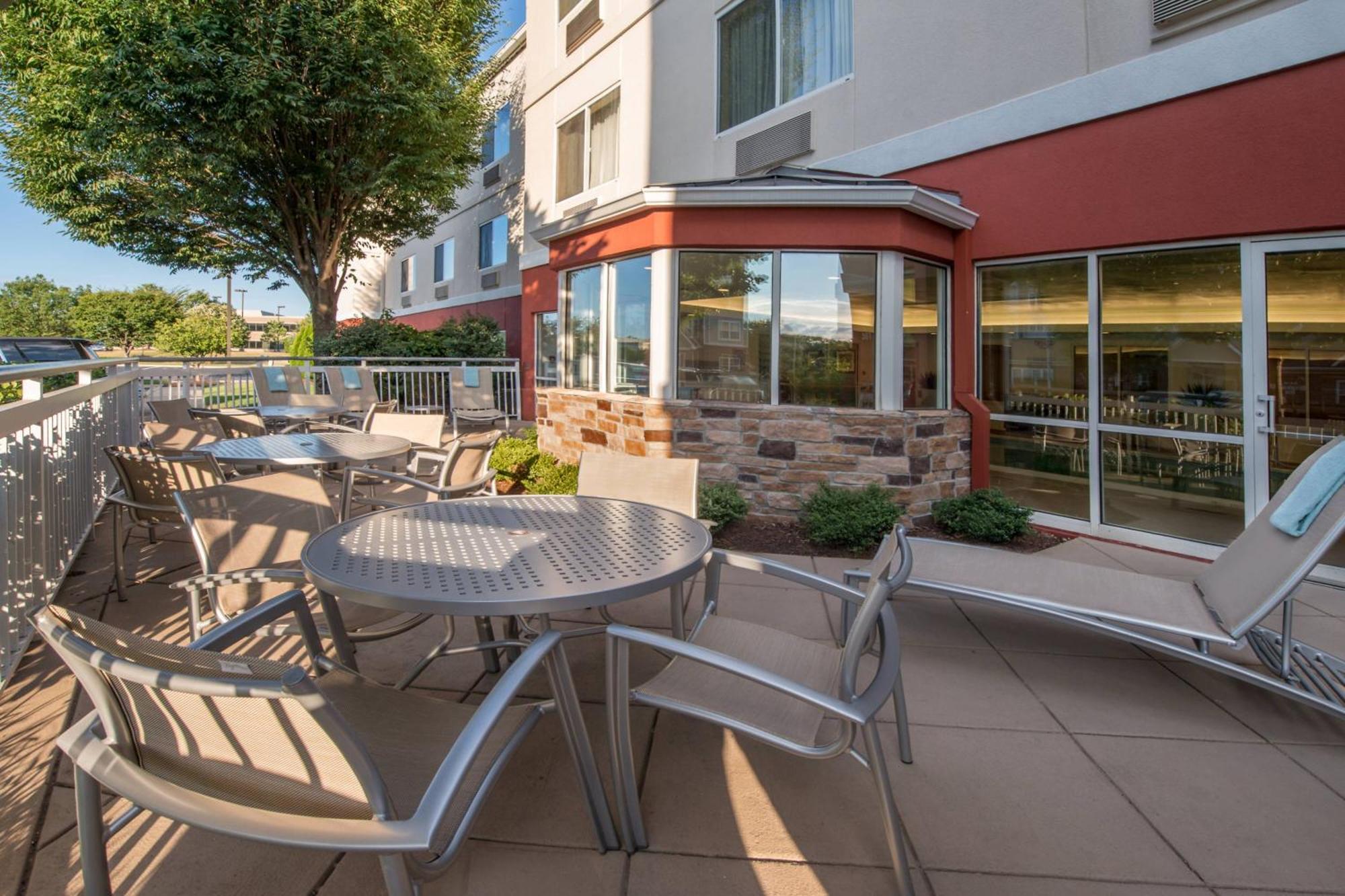 Fairfield Inn & Suites By Marriott Frederick Eksteriør billede