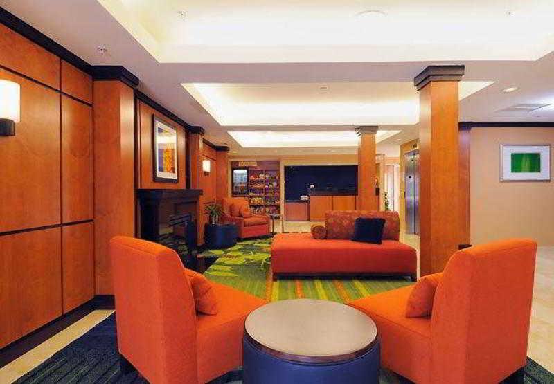 Fairfield Inn & Suites By Marriott Frederick Interiør billede